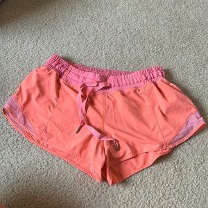 Lululemon Hotty Hot 2.5” Shorts